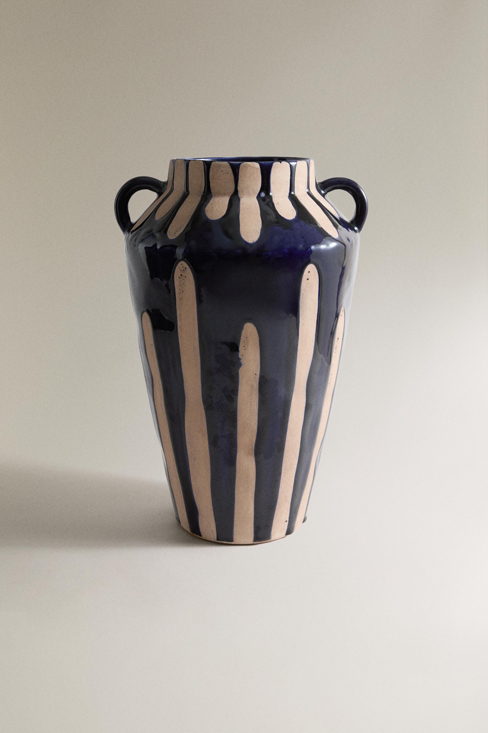 TALL CERAMIC DECORATIVE VASE